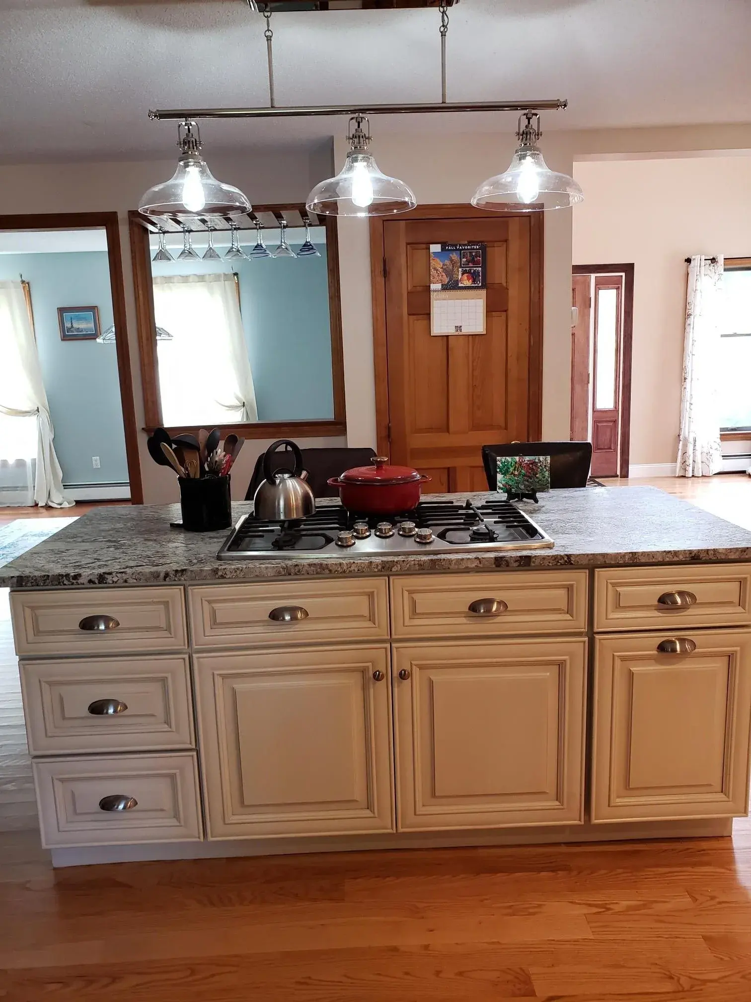 Kitchen with blue dunes granite countertop
